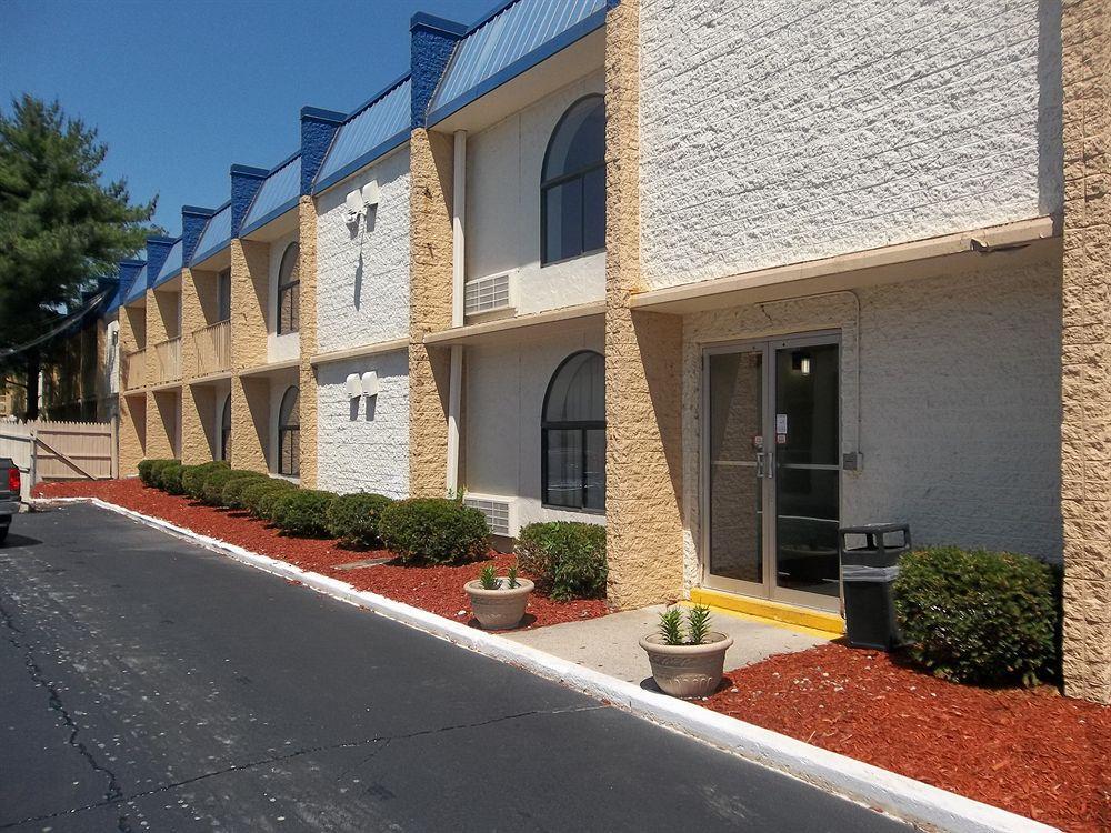Baymont By Wyndham Northwood Motel Ngoại thất bức ảnh