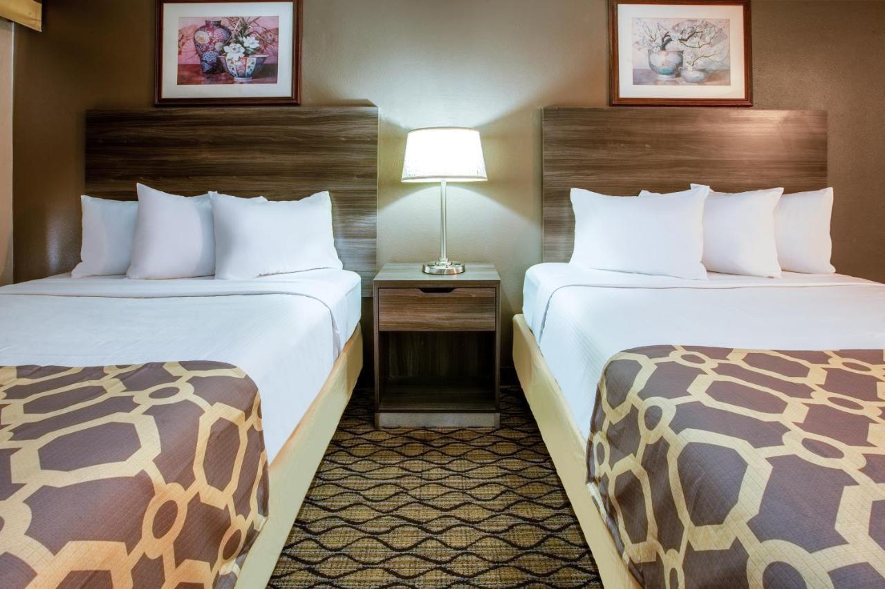 Baymont By Wyndham Northwood Motel Ngoại thất bức ảnh