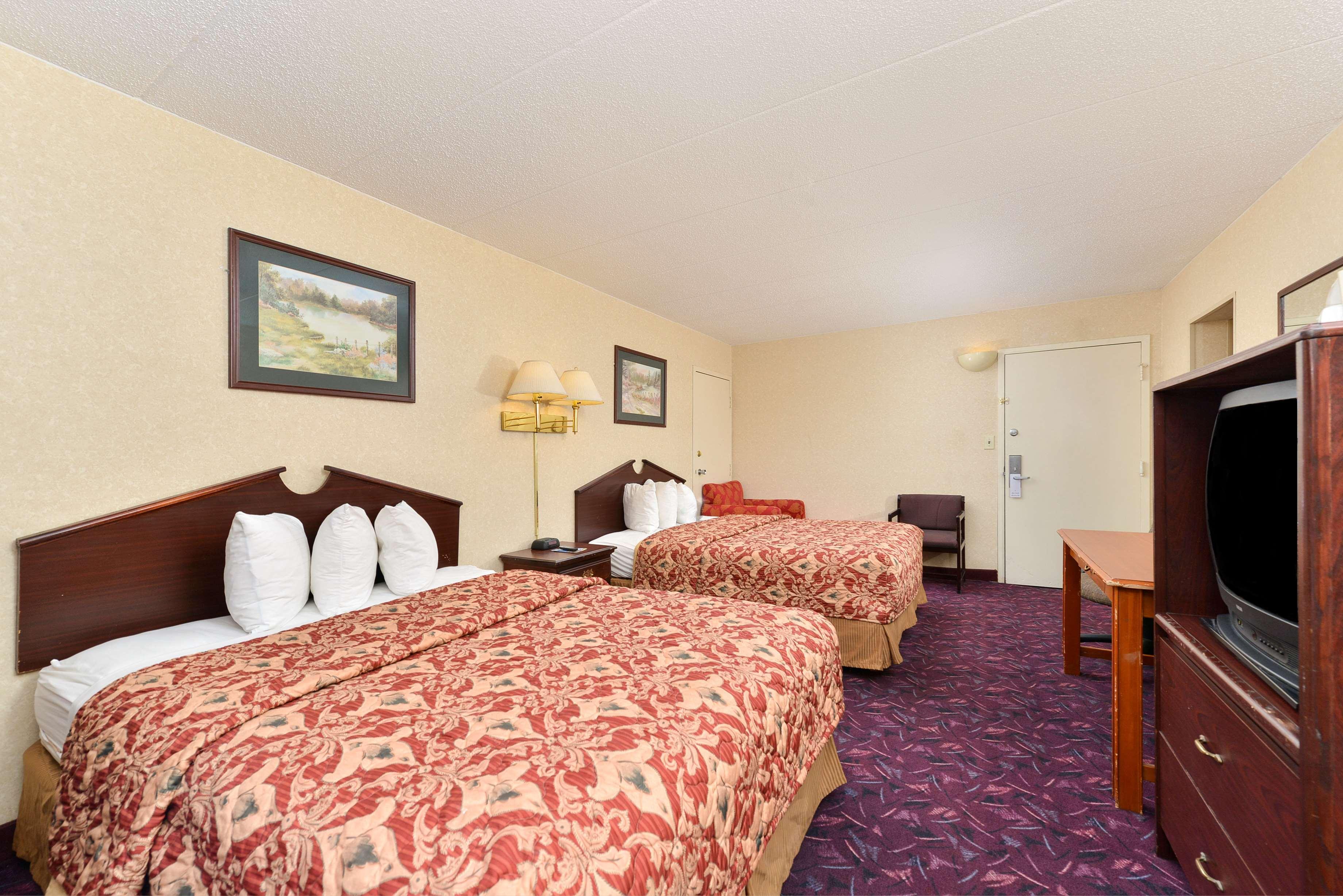 Baymont By Wyndham Northwood Motel Ngoại thất bức ảnh