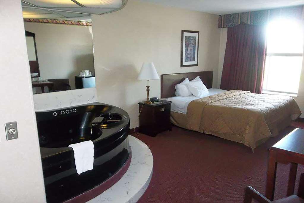Baymont By Wyndham Northwood Motel Phòng bức ảnh