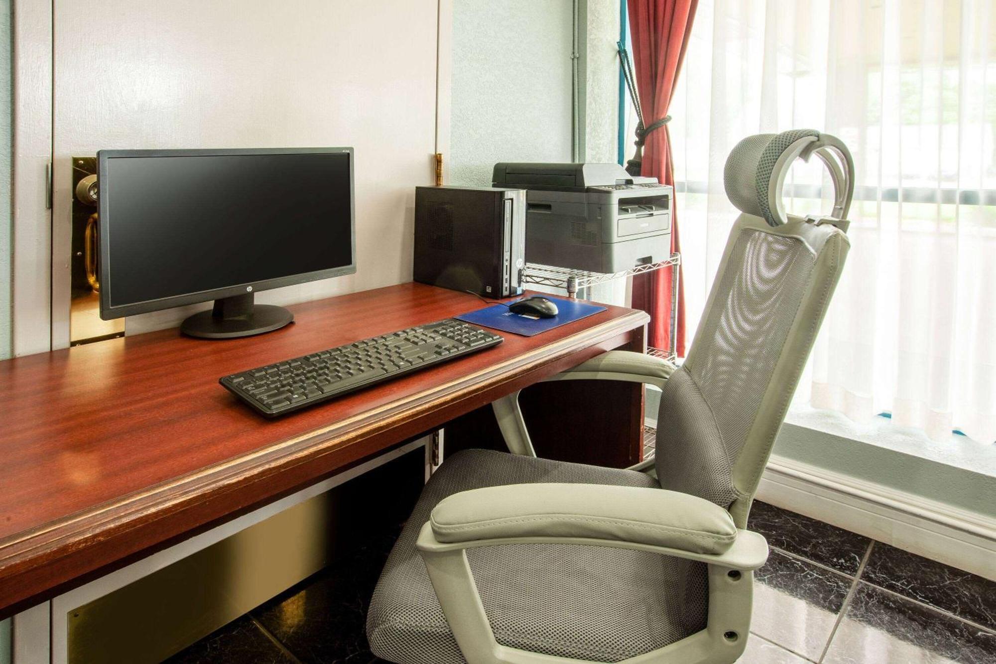 Baymont By Wyndham Northwood Motel Ngoại thất bức ảnh