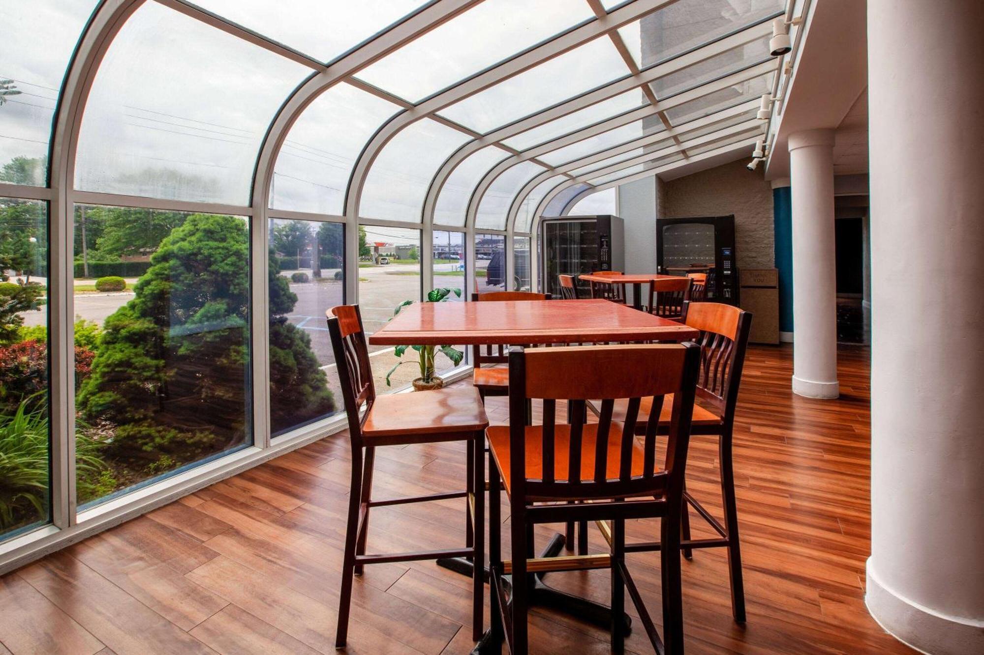 Baymont By Wyndham Northwood Motel Ngoại thất bức ảnh