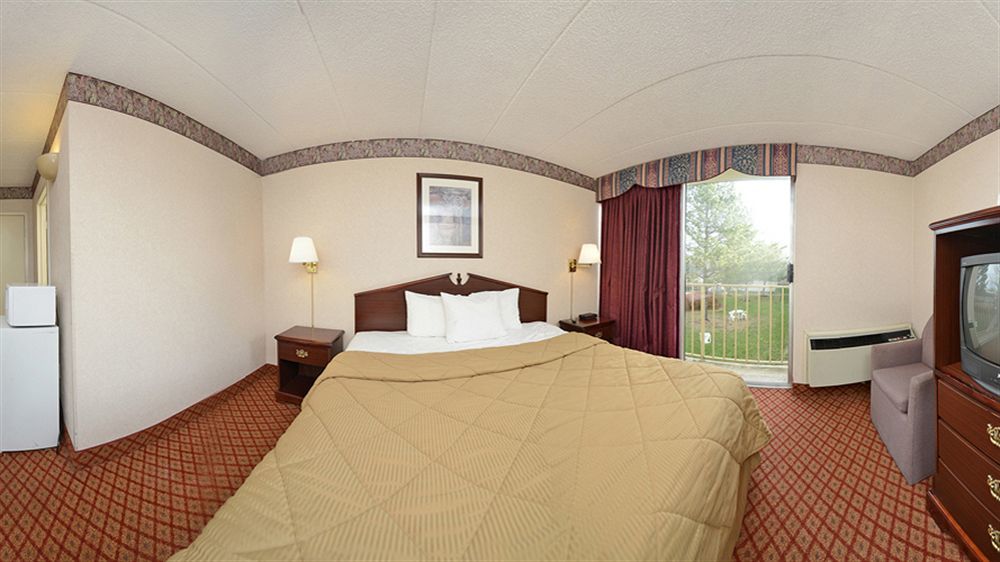 Baymont By Wyndham Northwood Motel Ngoại thất bức ảnh